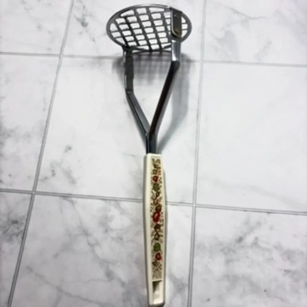 EKCO Spice Of Life Potato Masher Vintage Floral Kitchen Utensil USA Handle